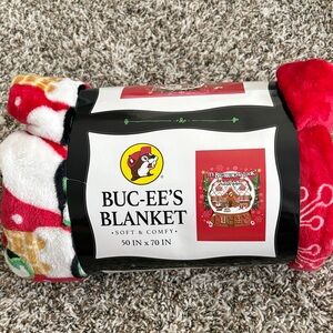 Brand new — BUC-EE’S Holiday Blanket - Red and White